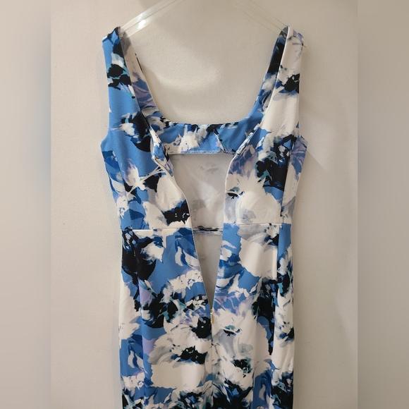 Karl Lagerfeld Blue & White Floral Print Ruffle Hem Sleeveless Sheath Sz 2 - Picture 8 of 13